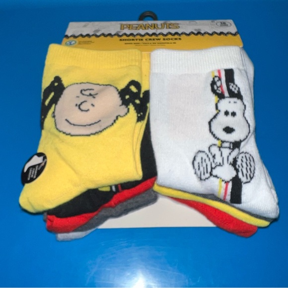Peanuts Accessories - NWT Peanuts Women’s Shortie Crew Socks (10 pack)